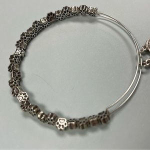 Alex and Ani Paw Print Beaded Bangle